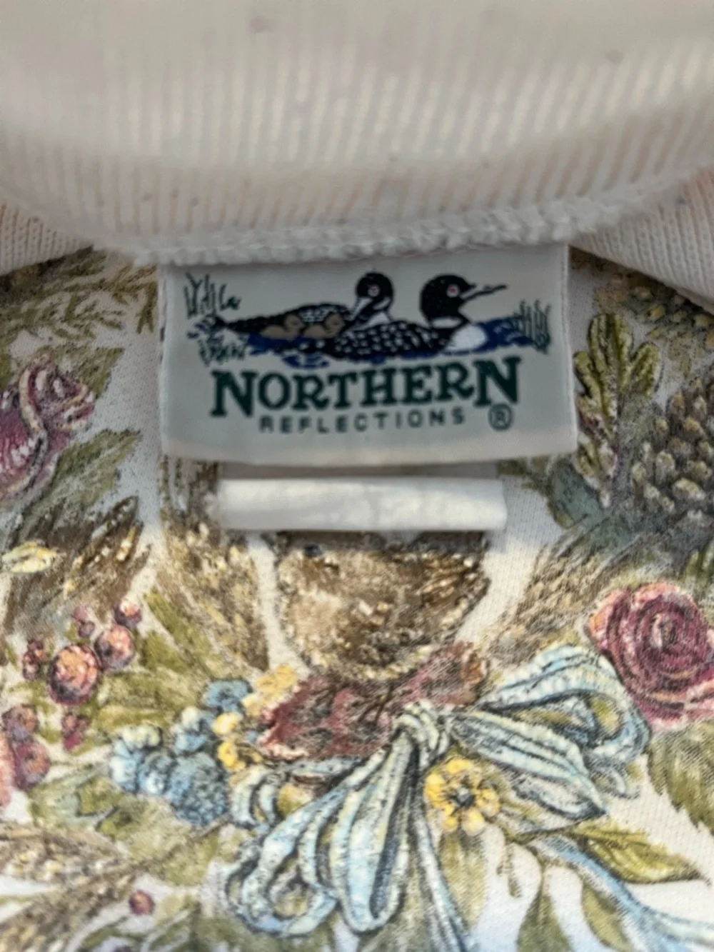 Vintage Northern Reflections Peter Pan Collar Wreath Graphic Boxy Oversized Top - Picture 8 of 10